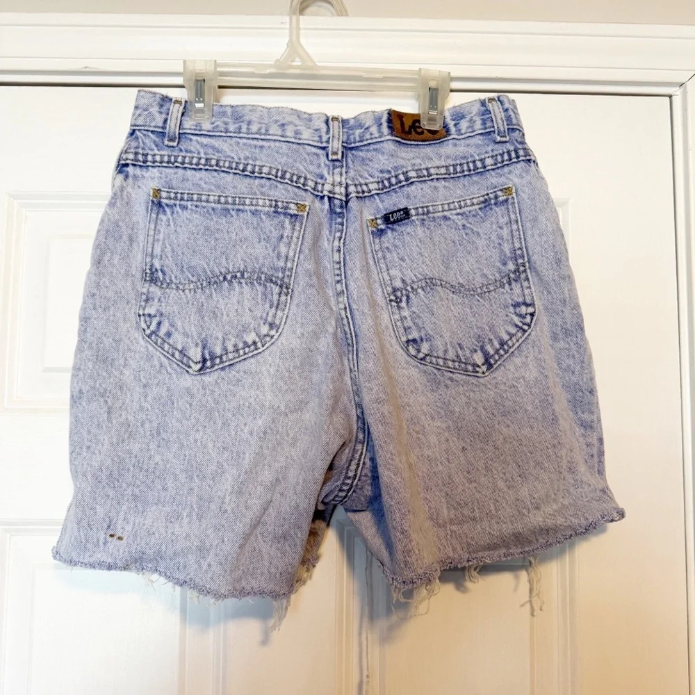 Vintage Lee cutoff jean high rise dad short.